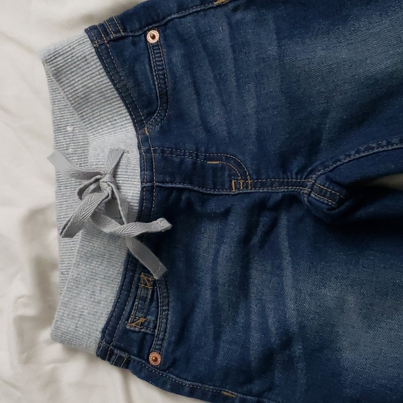 Justice size 8 Slim Mid Rise Jeggings. - Picture 2 of 3